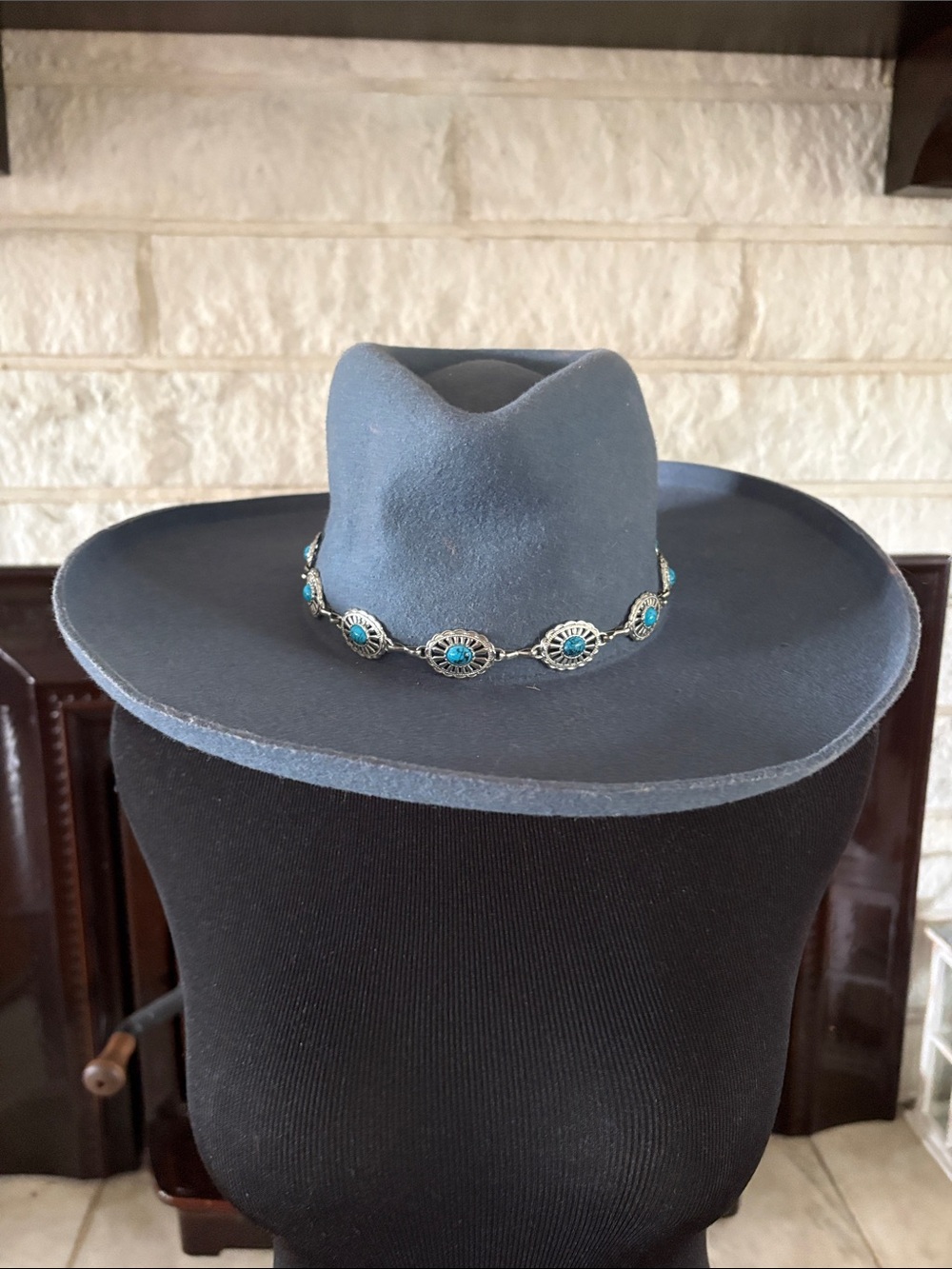 Women's Wide Brim Felt Hat with Turquoise Concho Band - Blue